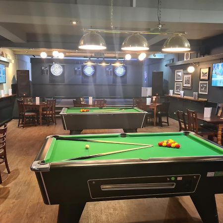 Hen House Otel Cannock Dış mekan fotoğraf