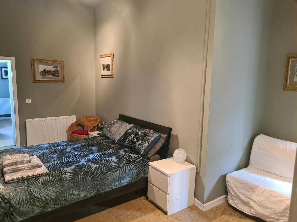 Hen House Otel Cannock Dış mekan fotoğraf
